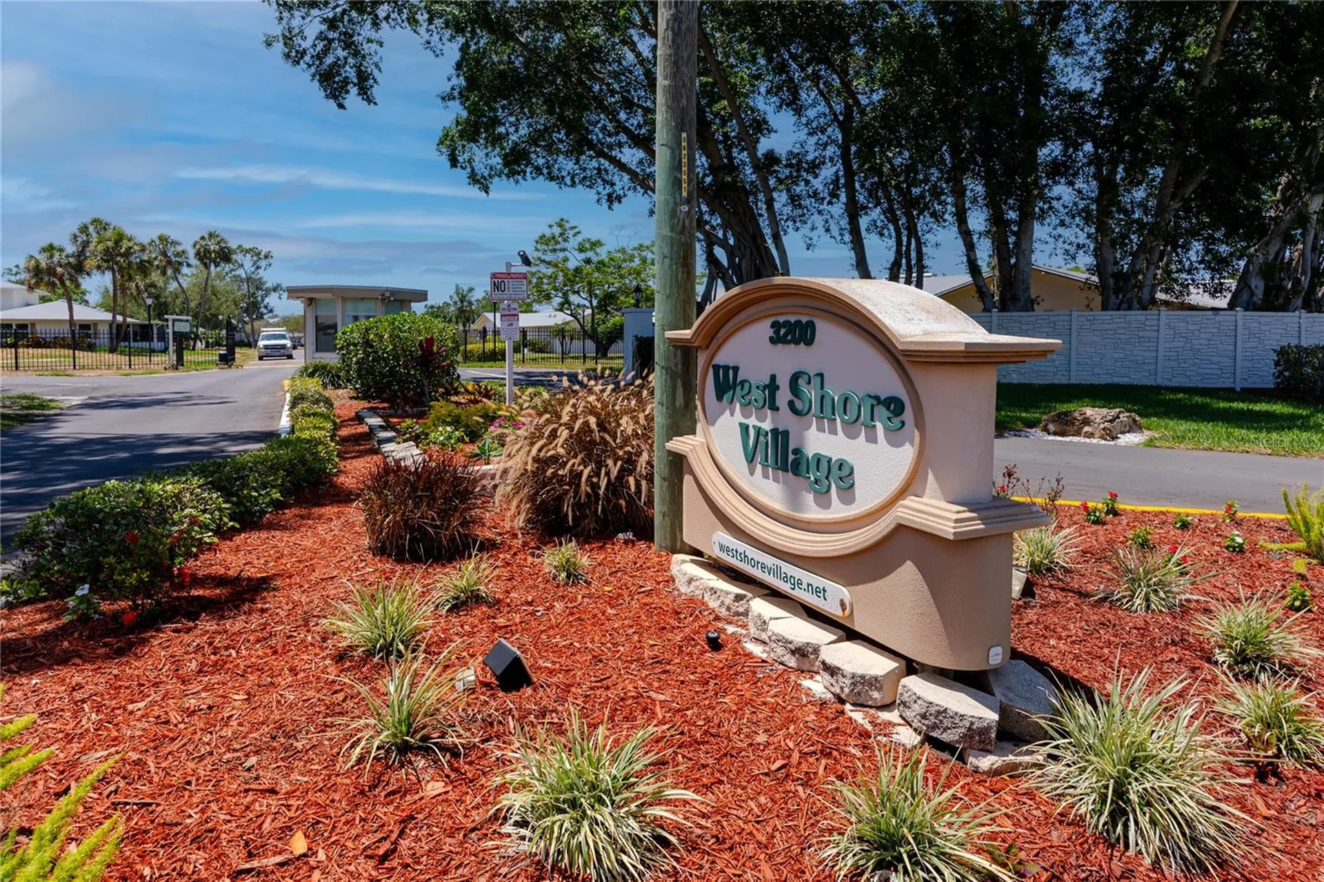 3139 38th Street S St Petersburg FL 33711