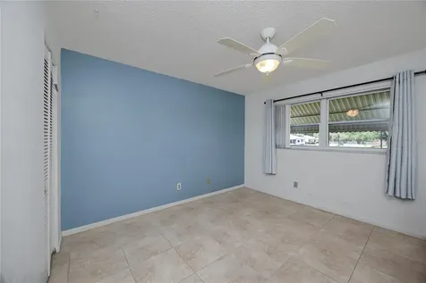 3139 38th Street S St Petersburg FL 33711