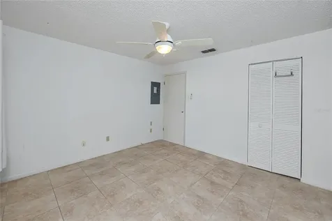 3139 38th Street S St Petersburg FL 33711