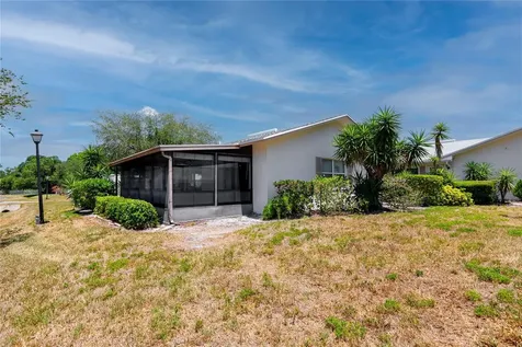3139 38th Street S St Petersburg FL 33711