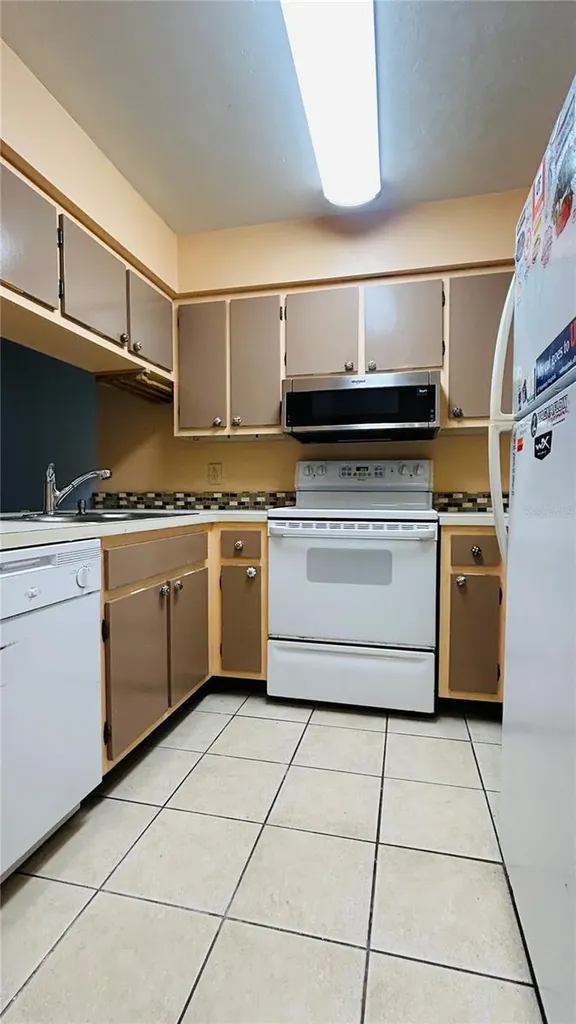4328 SW 69th Terrace Gainesville FL 32608