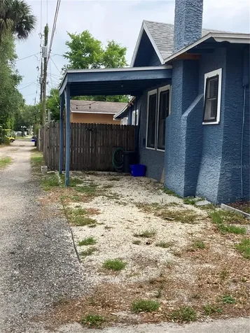 104 W 10th Street Sanford FL 32771