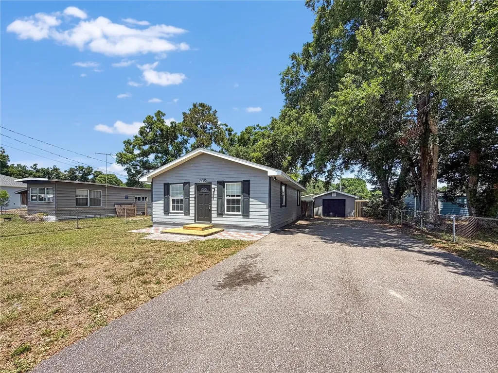 7706 E Comanche Avenue Tampa FL 33610