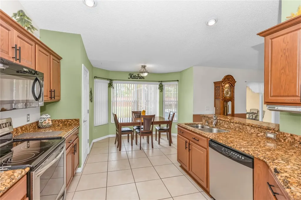 2800 Woodsmere Court Kissimmee FL 34746