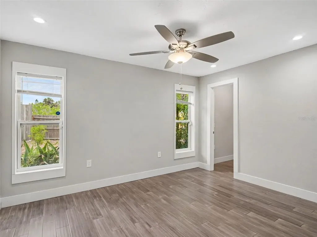 2746 Hibiscus Street Sarasota FL 34239