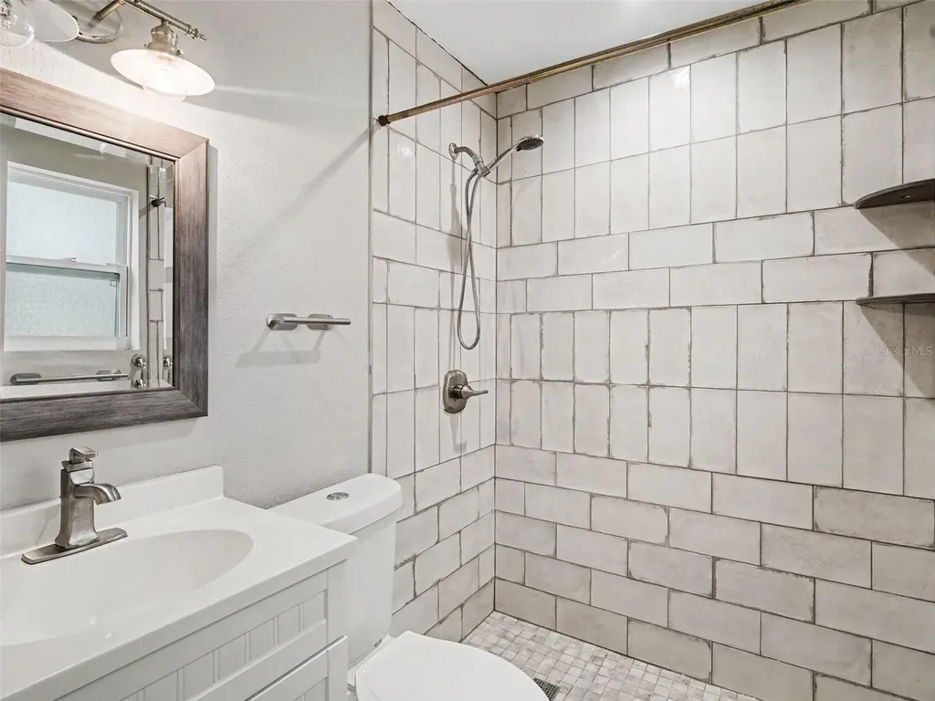 2746 Hibiscus Street Sarasota FL 34239