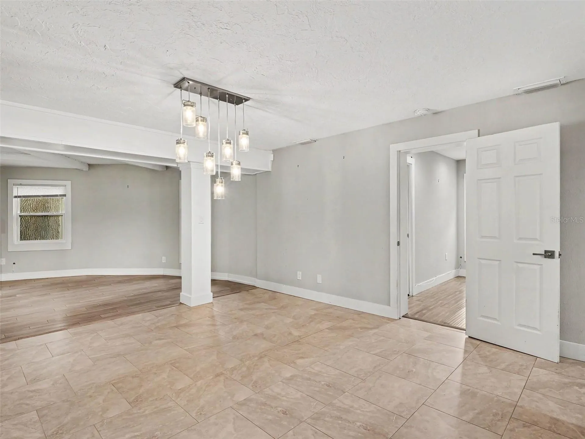 2746 Hibiscus Street Sarasota FL 34239