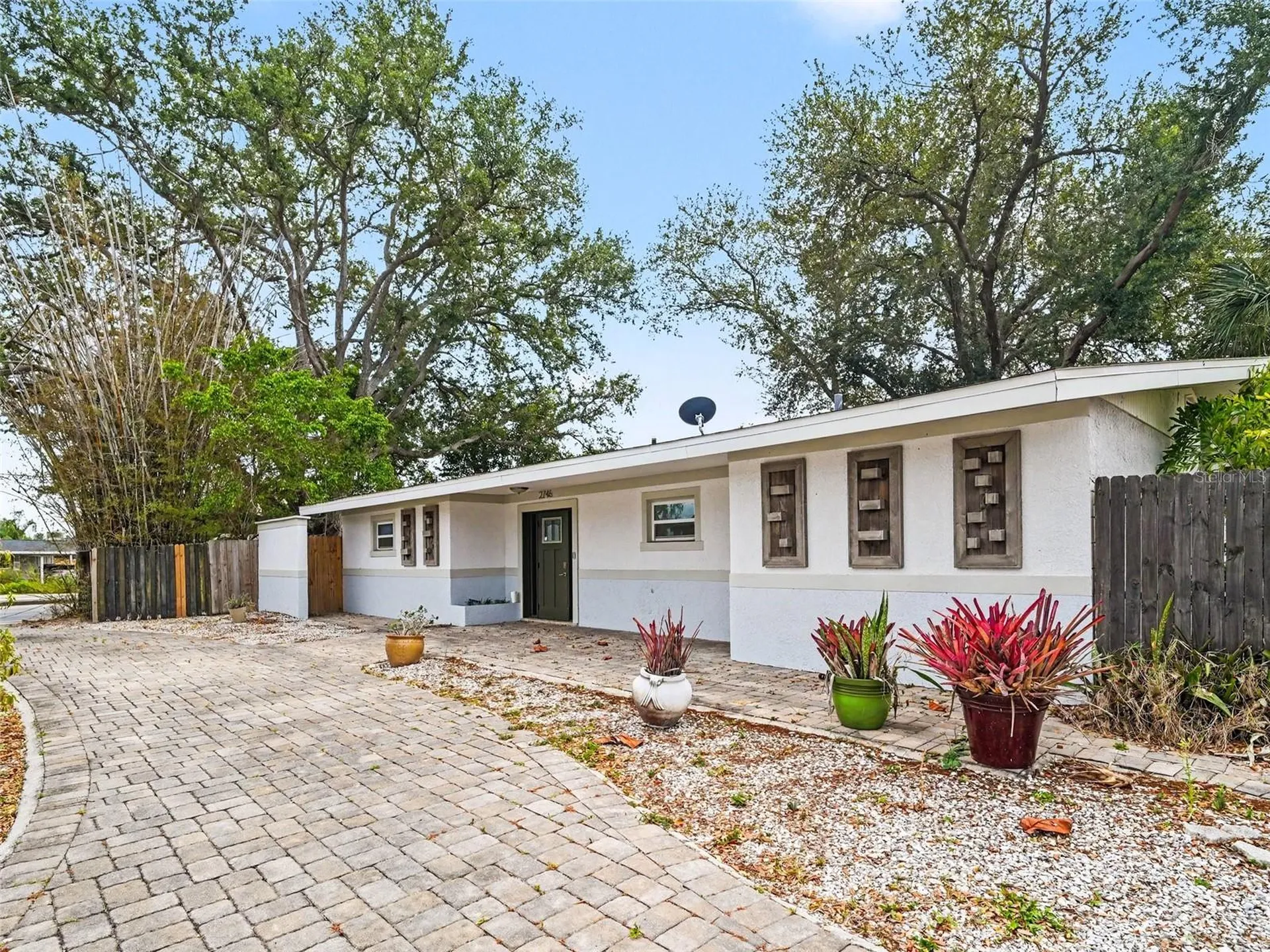 2746 Hibiscus Street Sarasota FL 34239