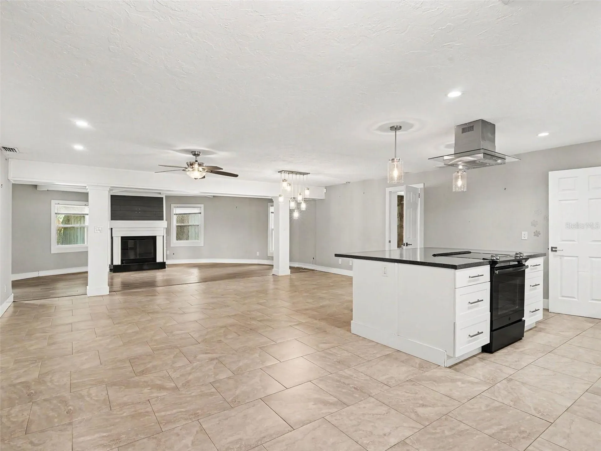 2746 Hibiscus Street Sarasota FL 34239