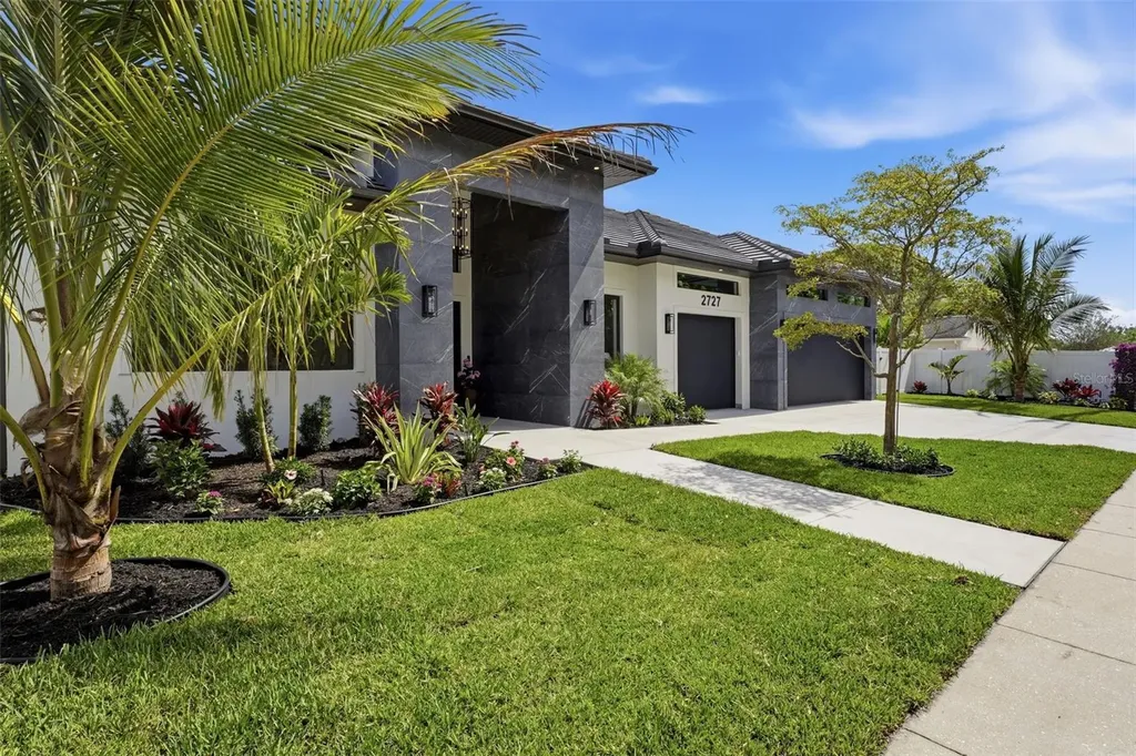 2727 Waldemere Street Sarasota FL 34239
