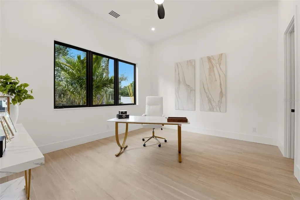 2727 Waldemere Street Sarasota FL 34239