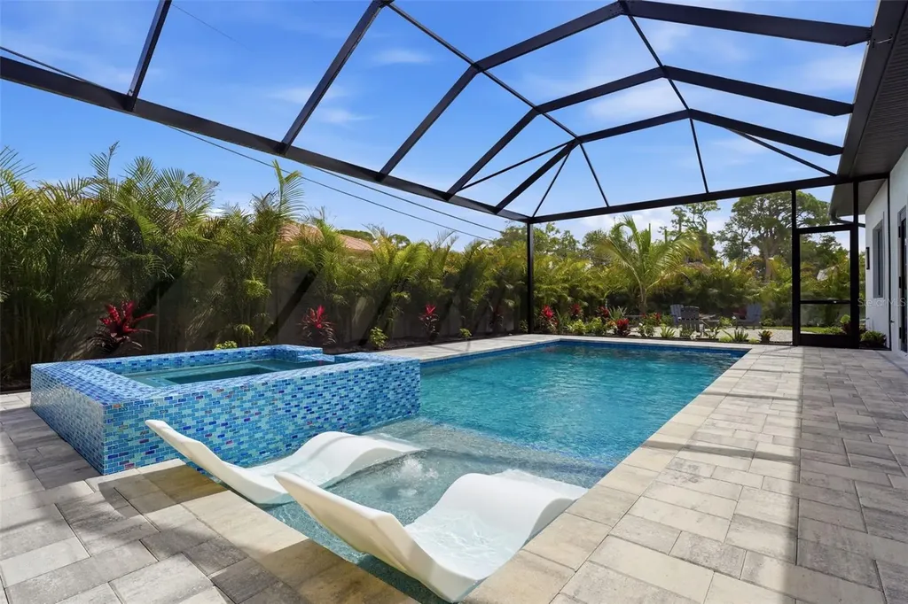 2727 Waldemere Street Sarasota FL 34239