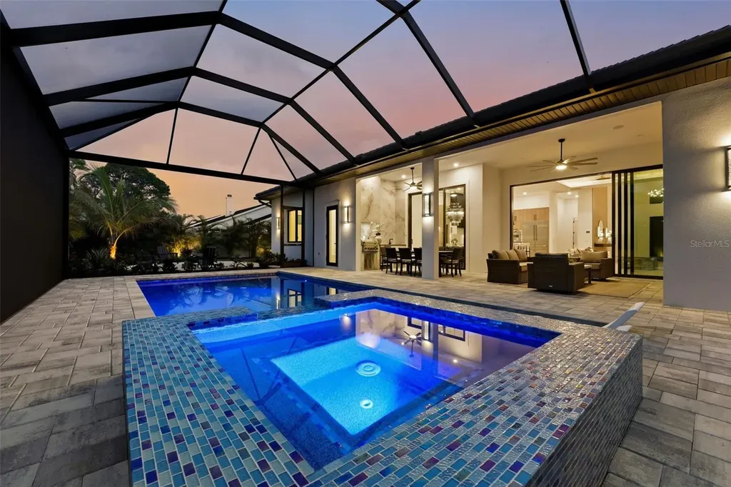 2727 Waldemere Street Sarasota FL 34239