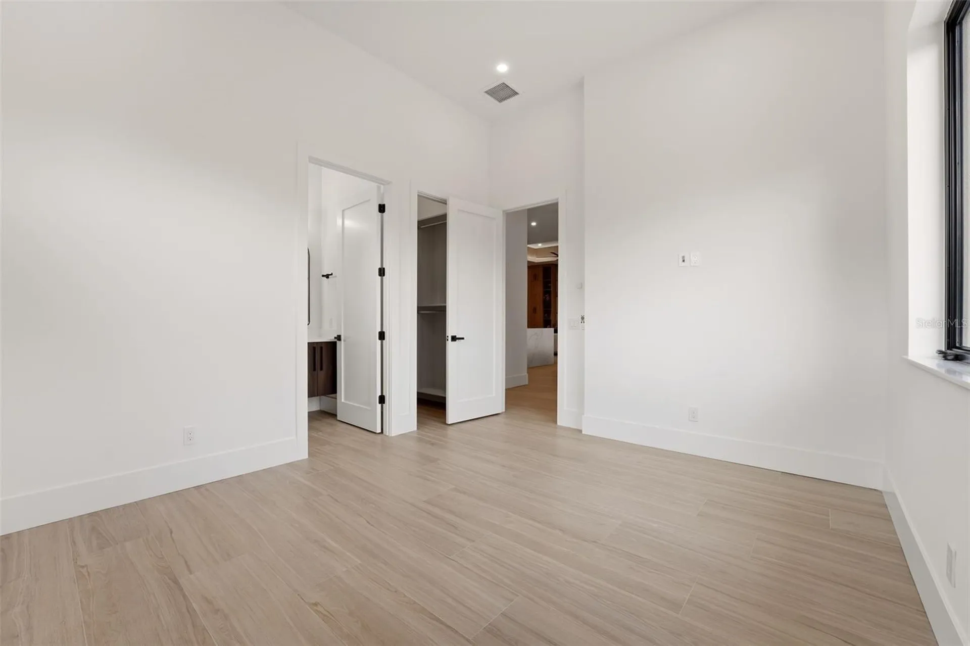 2727 Waldemere Street Sarasota FL 34239