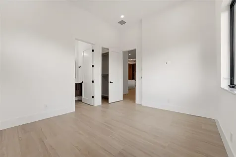 2727 Waldemere Street Sarasota FL 34239