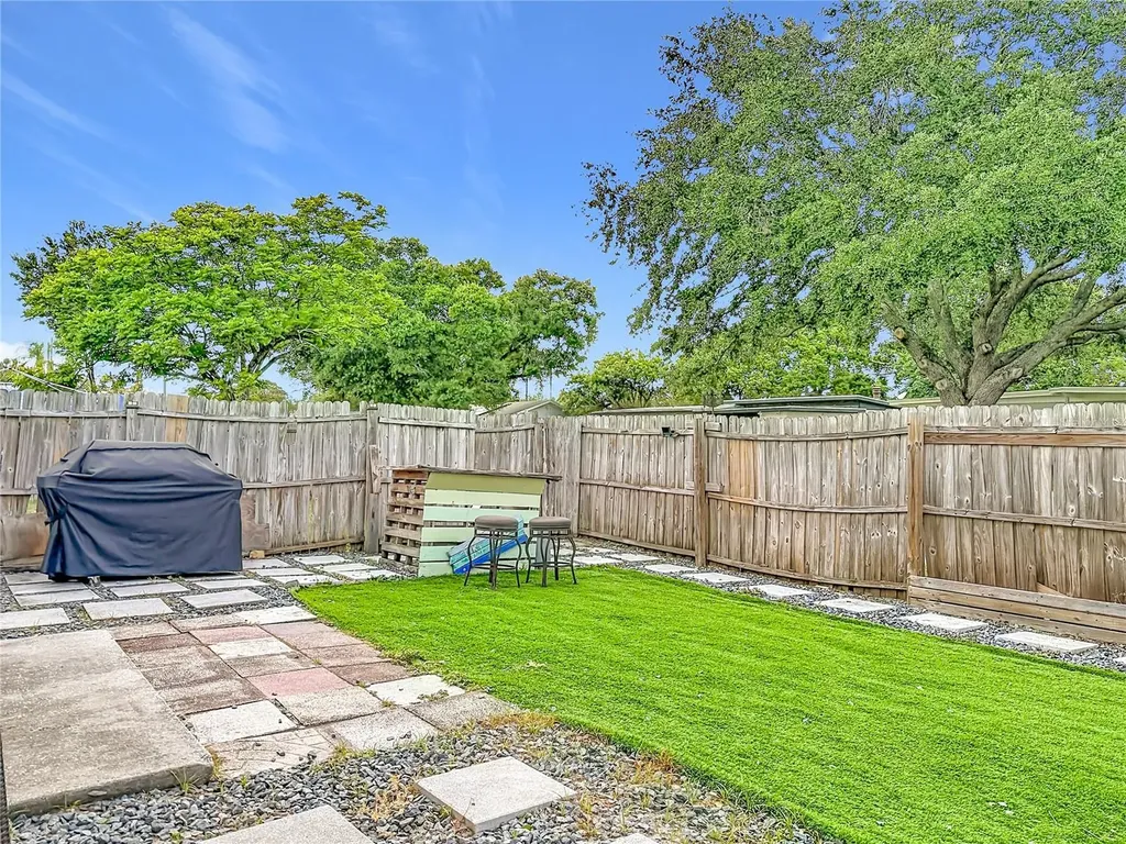 2029 Tropic Bay Court Orlando FL 32807