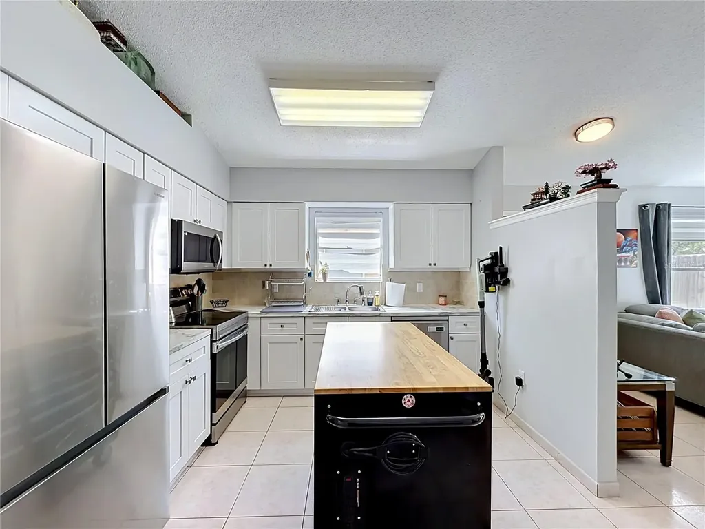 2029 Tropic Bay Court Orlando FL 32807