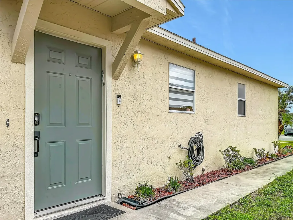 2029 Tropic Bay Court Orlando FL 32807