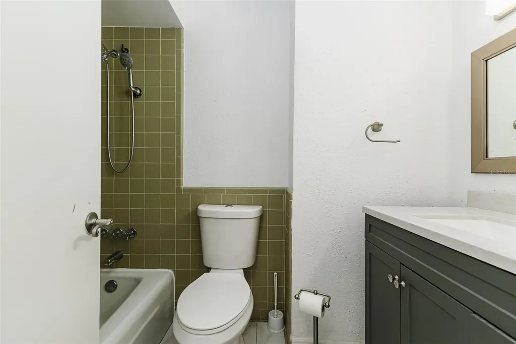 408 Lake Ned Winter Haven FL 33884