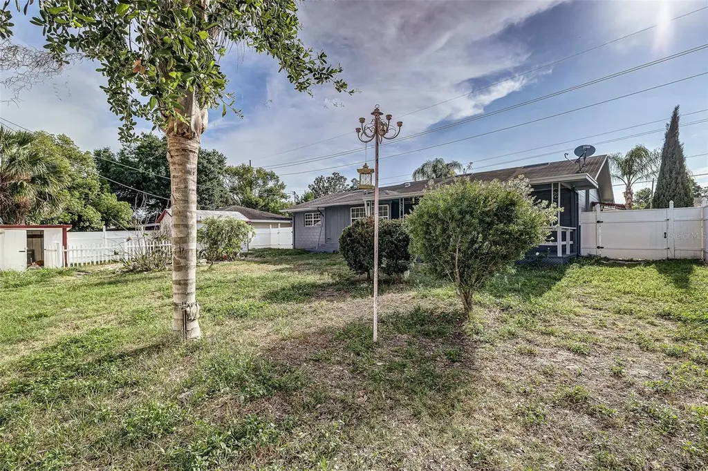 408 Lake Ned Winter Haven FL 33884
