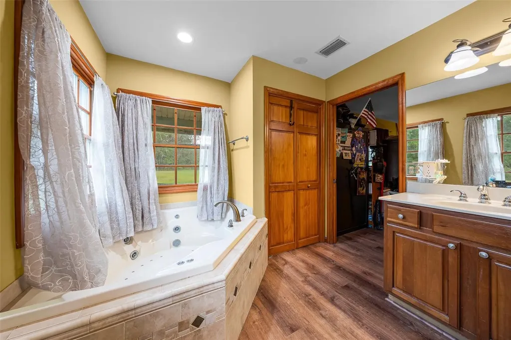 732 SW Carl Wilson Road Fort White FL 32038