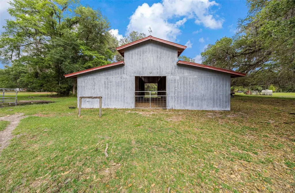 732 SW Carl Wilson Road Fort White FL 32038