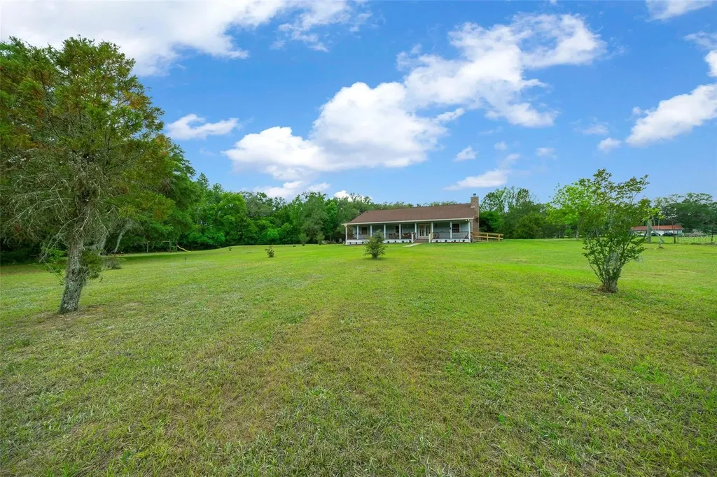 732 SW Carl Wilson Road Fort White FL 32038