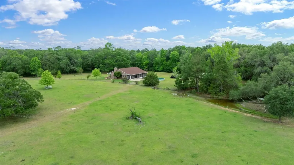 732 SW Carl Wilson Road Fort White FL 32038