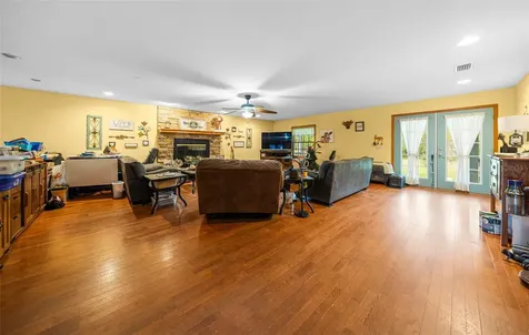 732 SW Carl Wilson Road Fort White FL 32038