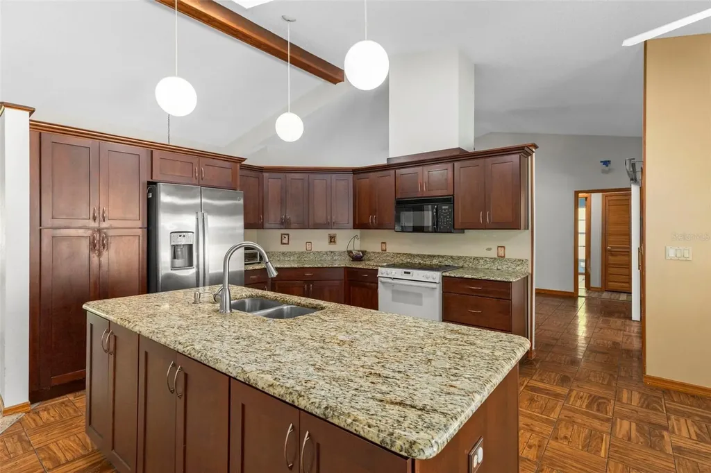 8959 Nakoma Way Weeki Wachee FL 34613