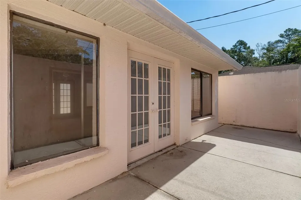 8959 Nakoma Way Weeki Wachee FL 34613