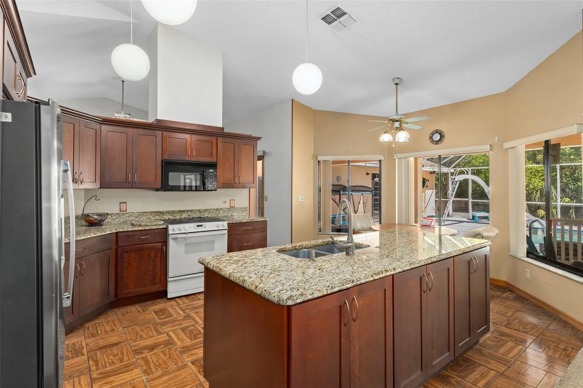 8959 Nakoma Way Weeki Wachee FL 34613