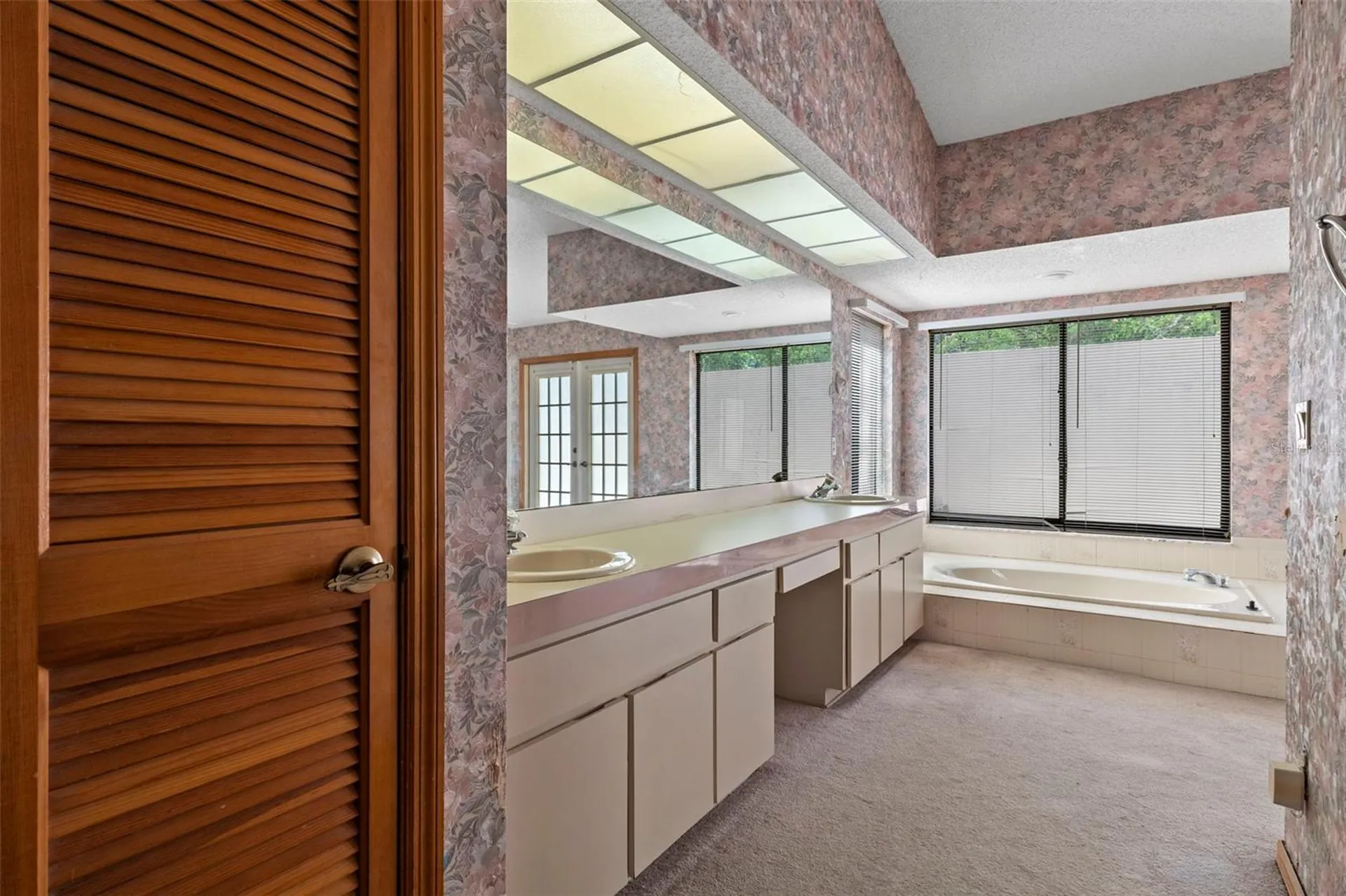 8959 Nakoma Way Weeki Wachee FL 34613