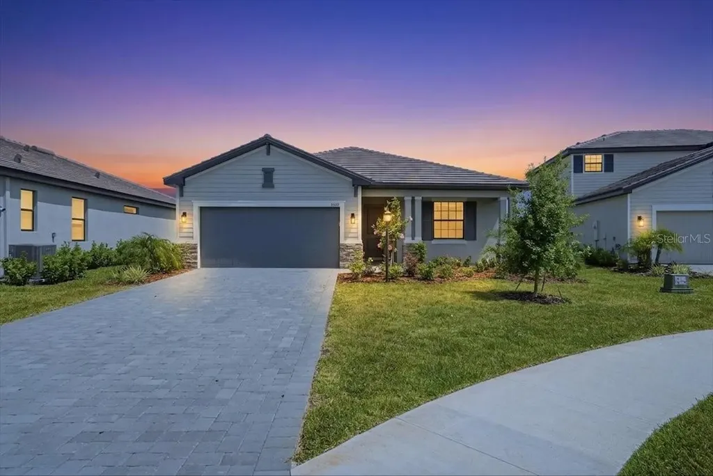 5309 Seal Isle Court Bradenton FL 34211