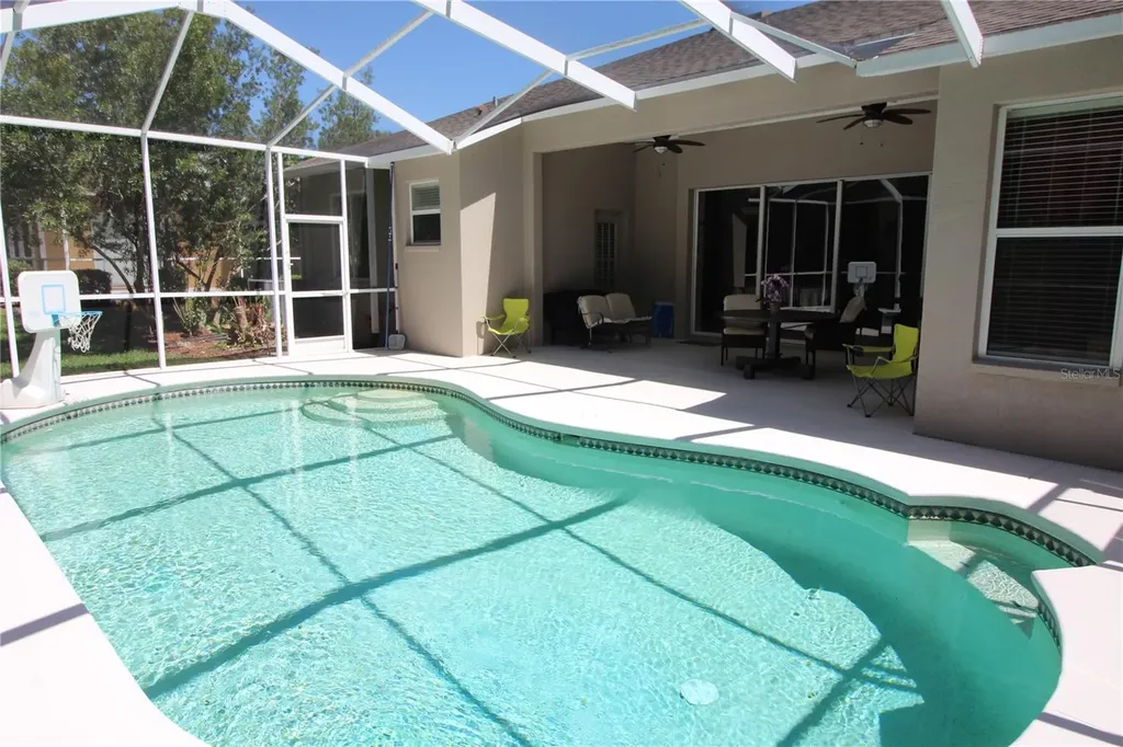 14743 Heronglen Drive Lithia FL 33547