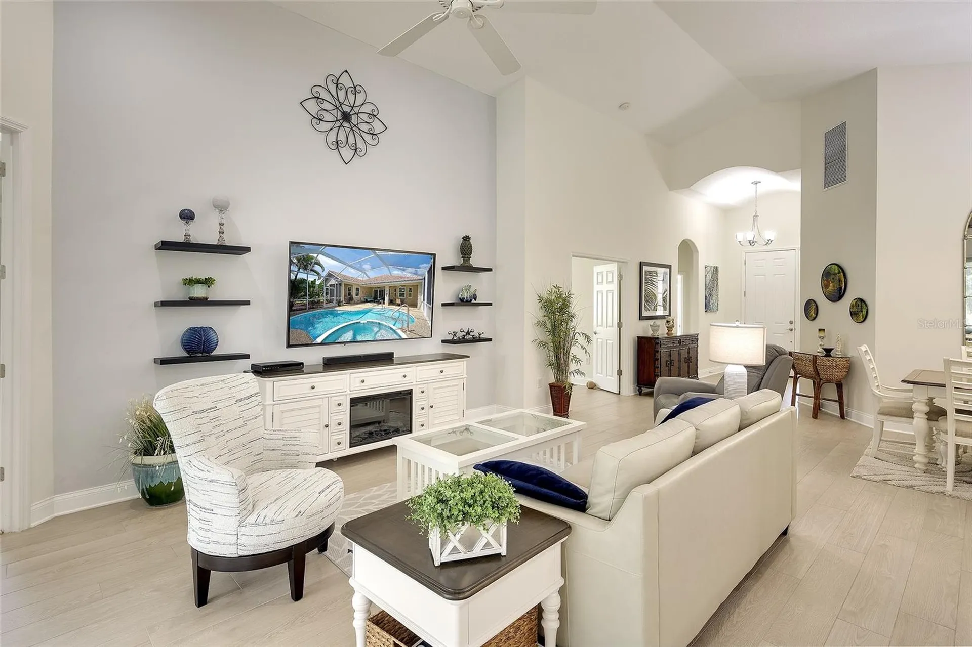 6711 Tailfeather Way Bradenton FL 34203