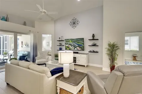6711 Tailfeather Way Bradenton FL 34203
