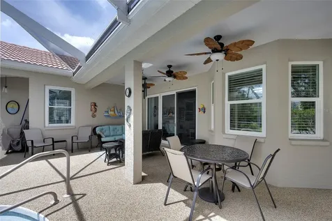 6711 Tailfeather Way Bradenton FL 34203