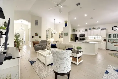 6711 Tailfeather Way Bradenton FL 34203