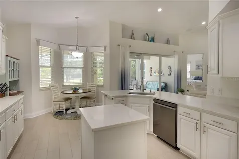 6711 Tailfeather Way Bradenton FL 34203