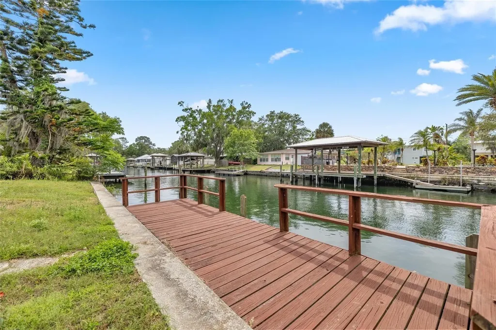 1218 SE 4th Avenue Crystal River FL 34429