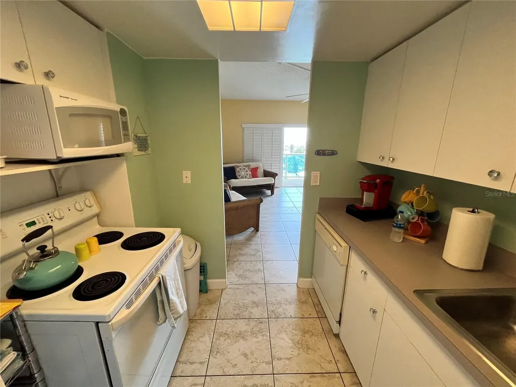 880 Mandalay Avenue Clearwater Beach FL 33767