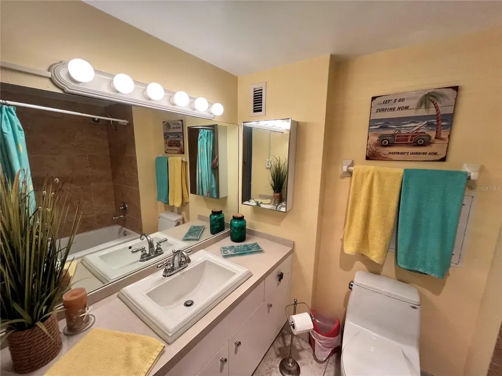 880 Mandalay Avenue Clearwater Beach FL 33767