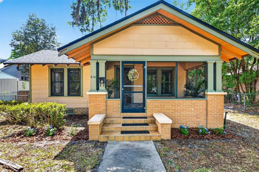616 NE 7th Street Gainesville FL 32601