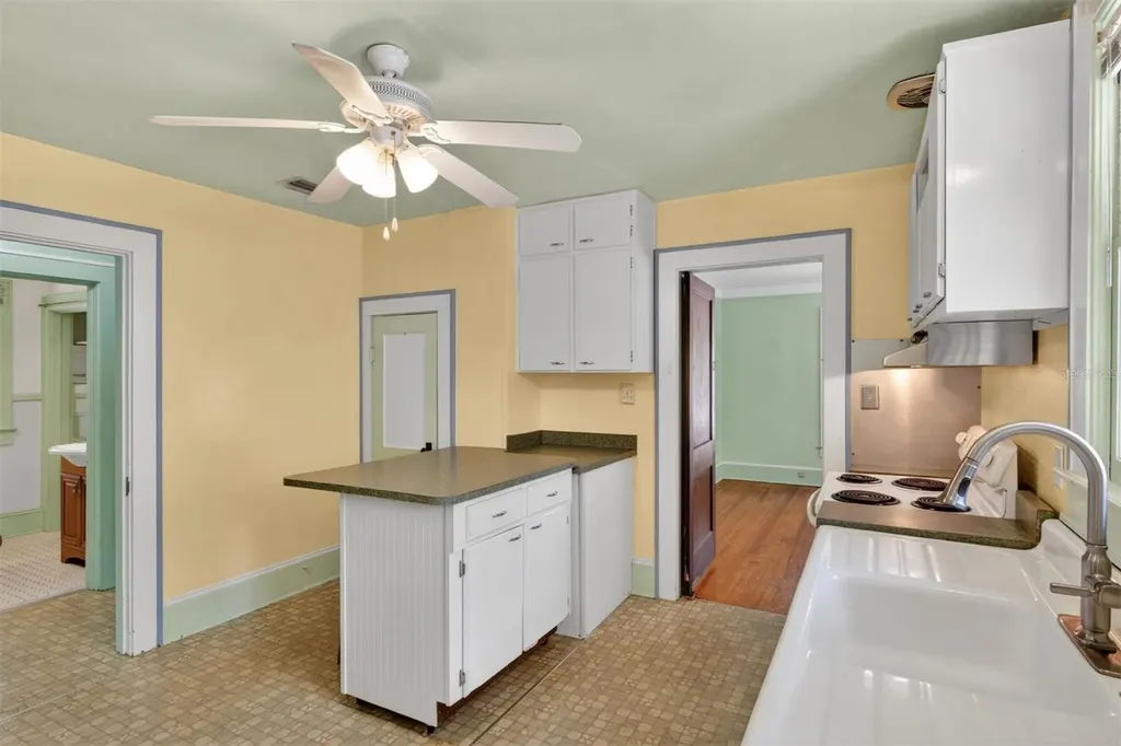 616 NE 7th Street Gainesville FL 32601