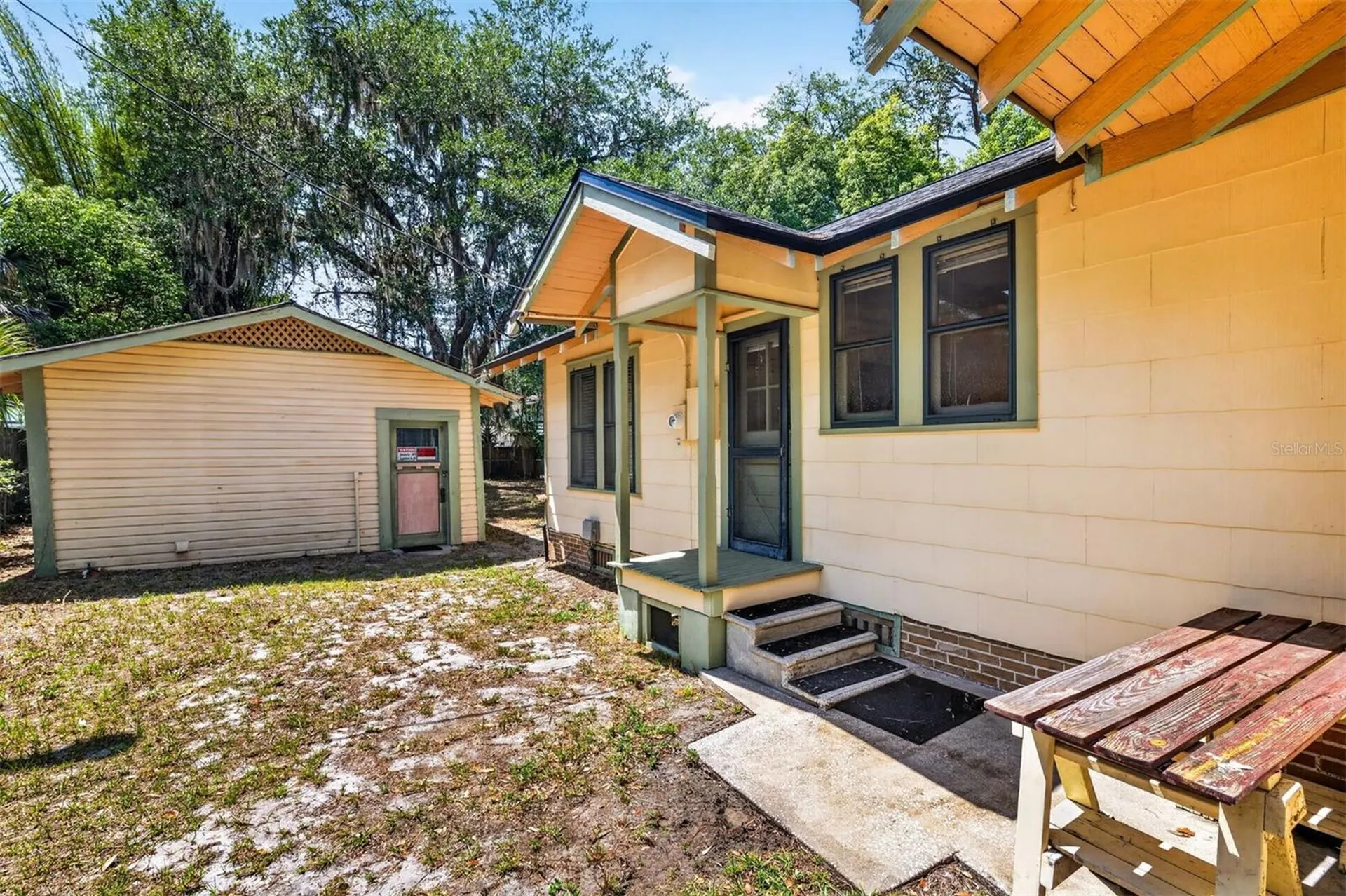 616 NE 7th Street Gainesville FL 32601