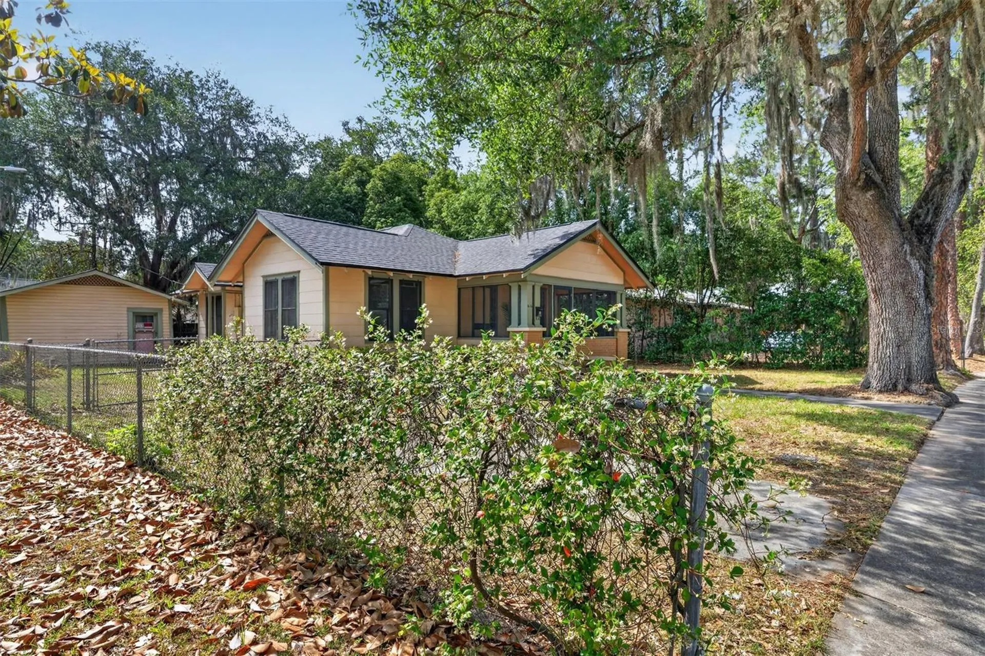 616 NE 7th Street Gainesville FL 32601