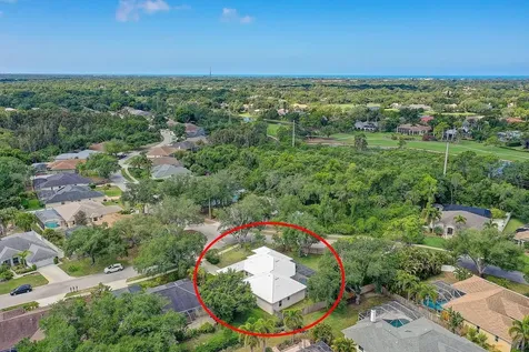 619 Oak River Court Osprey FL 34229