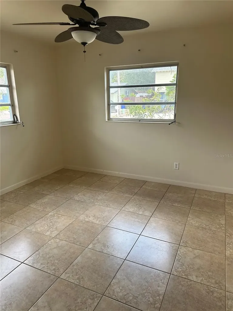 442 Lyndhurst Street Dunedin FL 34698