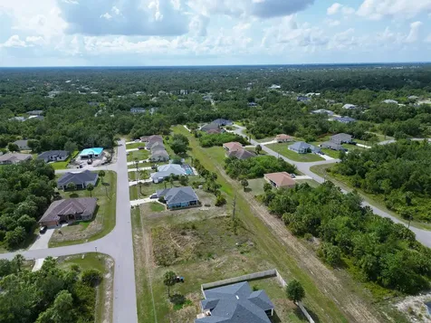 Thurston Avenue North Port FL 34288